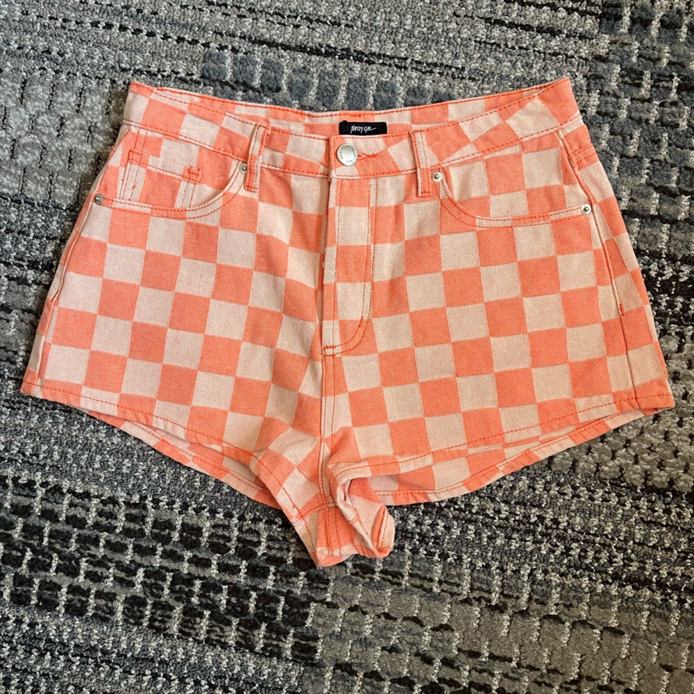 NWT Nasty Gal Twill Checkerboard High Waisted Shorts Orange, US Size 8